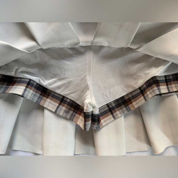 French Kiss Plaid Pleated Mini Skirt - Picture 3 of 6